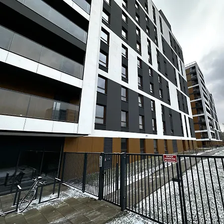 Lotnisko Chopina Airport 4 Varsó