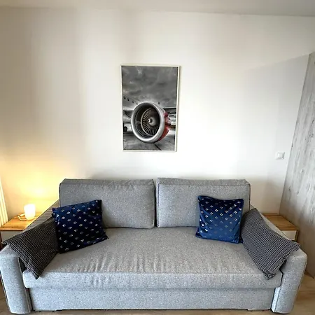 Apartman Lotnisko Chopina Airport 4 Varsó