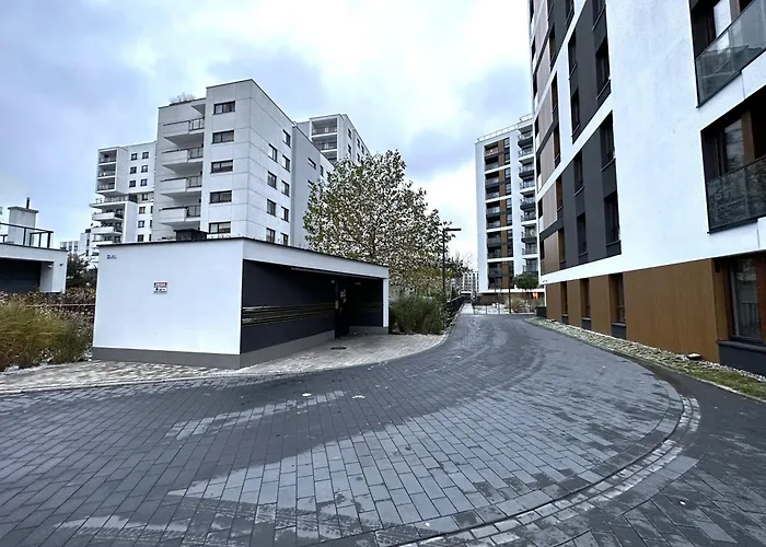 Lotnisko Chopina Airport 4 * Varşova