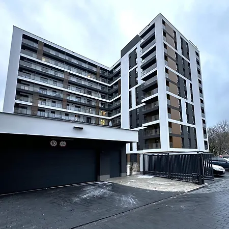 Lotnisko Chopina Airport 4 *