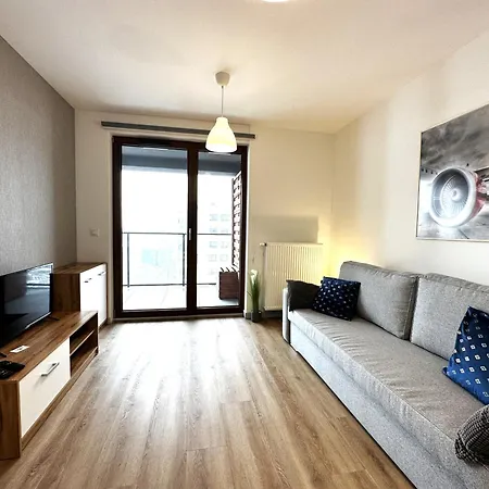 Lotnisko Chopina Airport 4 * Warszawa